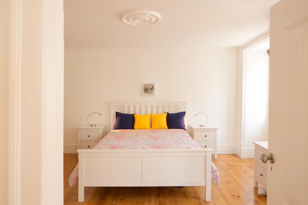 Apartamento Com Varanda No Centro De Lisboa, Ttl269 Luaran gambar
